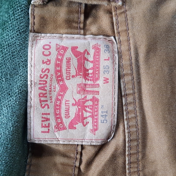 Levi's Pants - Picture 3 of 3